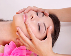 Gesichtsbehandlung
